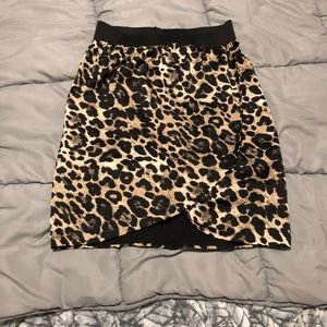 Leopard skirt